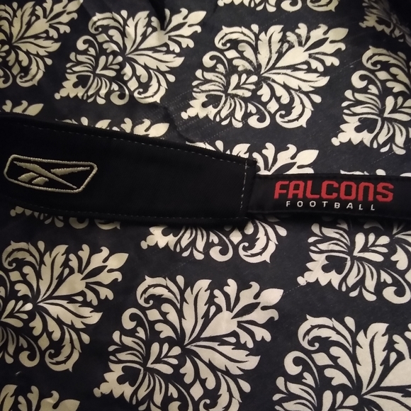 Preowned Reebok Atlanta Falcons  NFL football sun visor with adjustable strap. - Picture 4 of 4